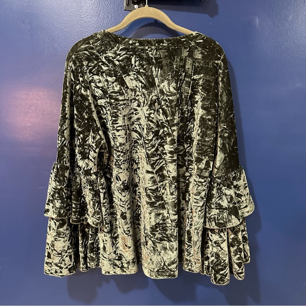 Umgee Dark Green Long Tiered Baloon Sleeve Large Faux Velvet - Picture 4 of 5